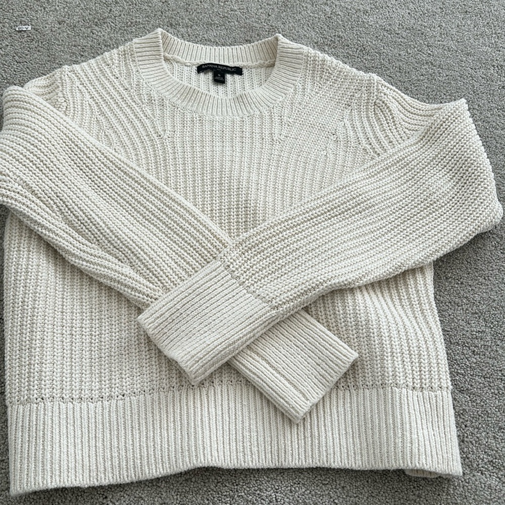 Banana Republic Sweater(size s)